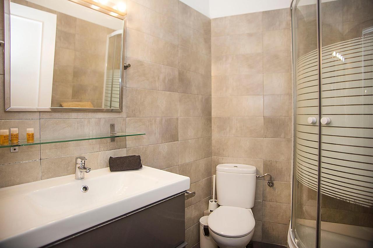 Mai & Maud Ronda Apartment บาร์เซโลนา ภายนอก รูปภาพ