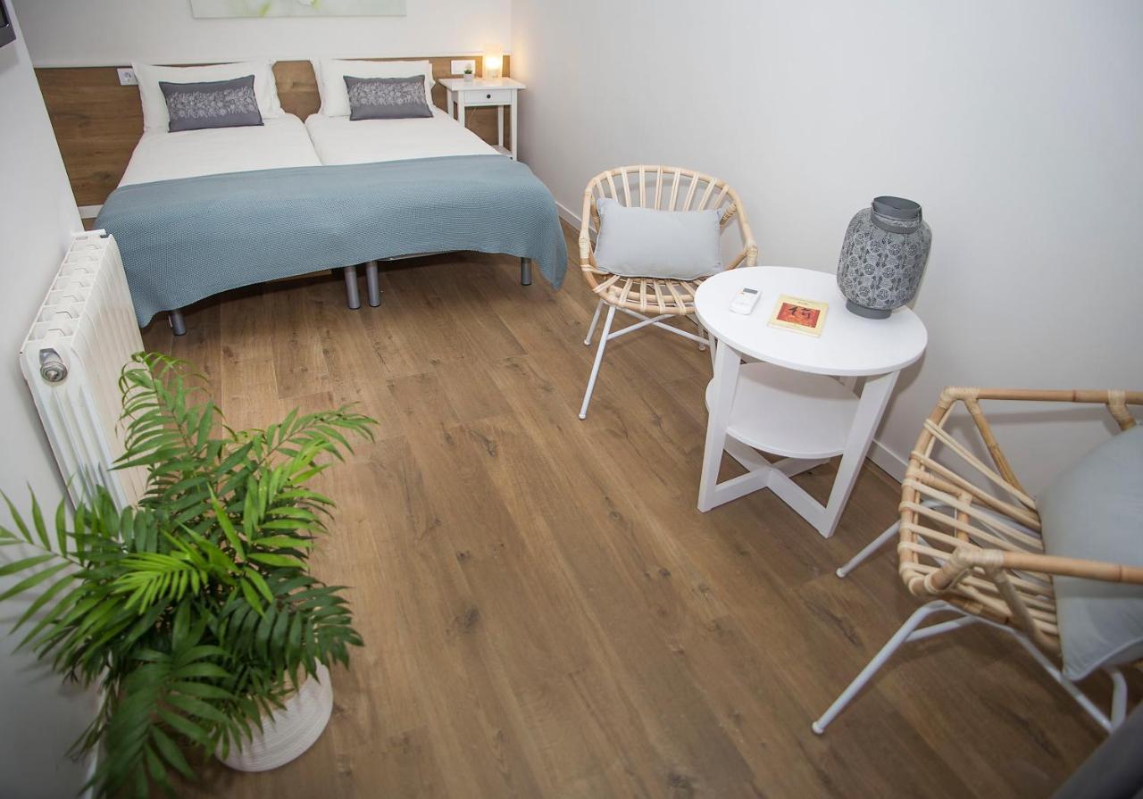 Mai & Maud Ronda Apartment บาร์เซโลนา ภายนอก รูปภาพ